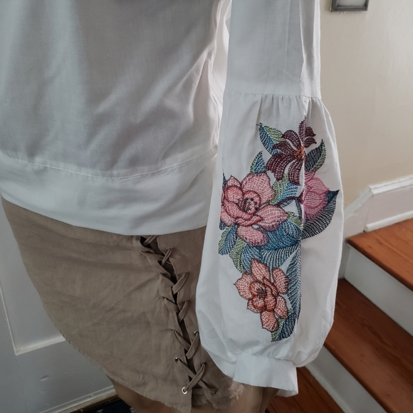 Favlux White Balloon Sleeved Embroidery Boho Top sz L - Picture 1 of 4